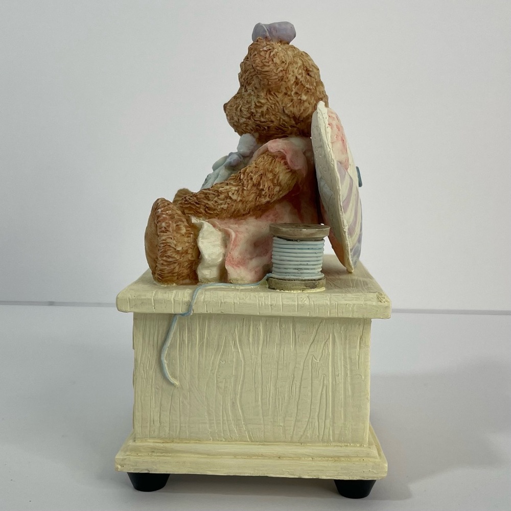 The San Francisco Music Box When You Wish Upon A Star Angel Bear Vintage 1996 - Picture 4 of 17